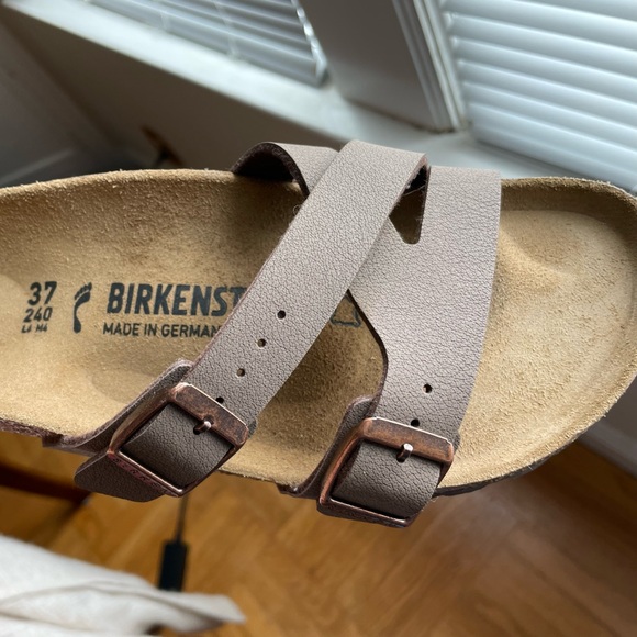 Birkenstock Shoes - NWOT Birkenstock Brown Womens Size 37 / 6.5